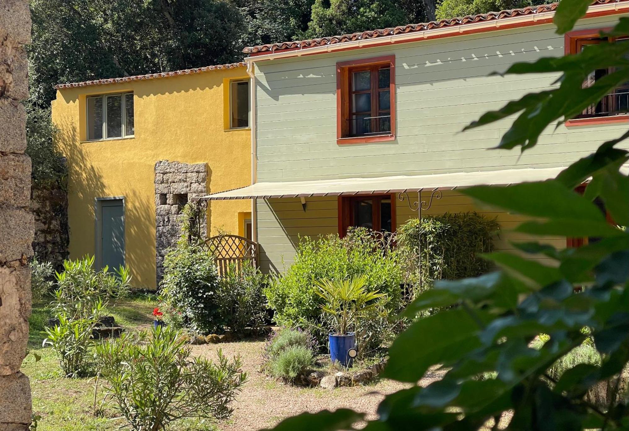 Chambres D'Hotes Barraconu Porto-Vecchio  Exteriör bild